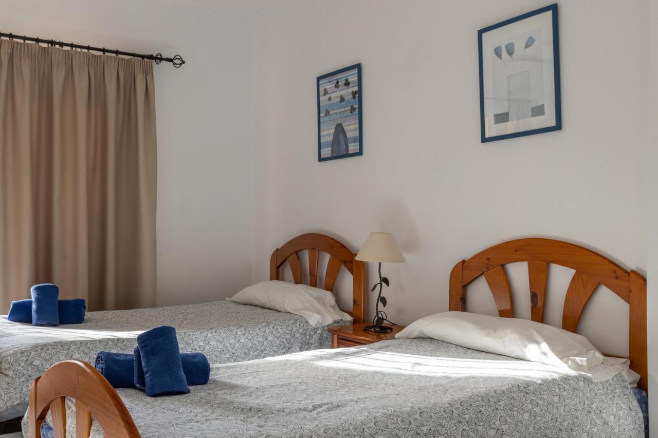 Las Flores 5 - Large Townhouse Nerja Exteriör bild