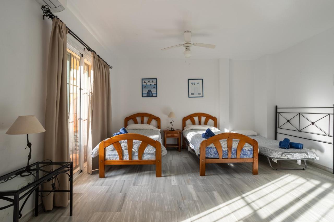 Las Flores 5 - Large Townhouse Nerja Exteriör bild